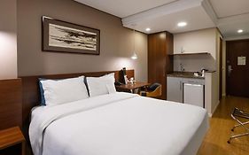 Mercure Curitiba Golden